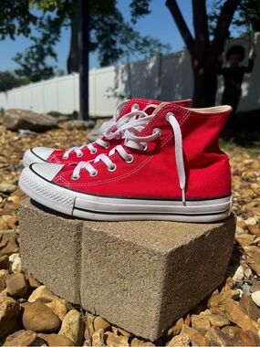 Converse Chuck Taylor All Star High Top Red Sneakers Women’s 8.5